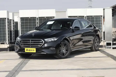 奔驰E级（5-12万公里）—— 底盘异响问题