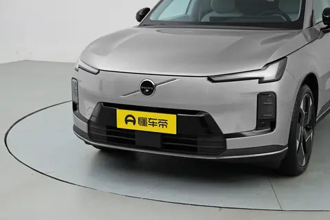 沃尔沃XC70：全能超混SUV，让远行不再焦虑