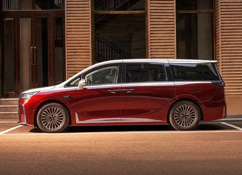 对品牌影响力最大的五款车，理想的一哥不再是L9