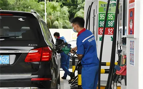 同样是92号汽油，为什么私营加油站那么便宜，内行人说出了实情