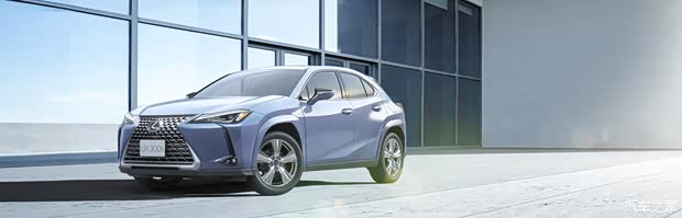 针对外观、内饰进行调整 雷克萨斯UX300h“Shining Essence”官图